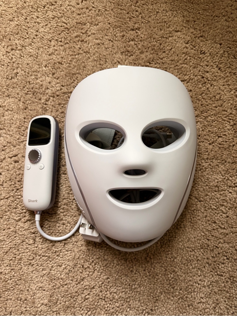 Shark LED Light Therapy Face Mask – White